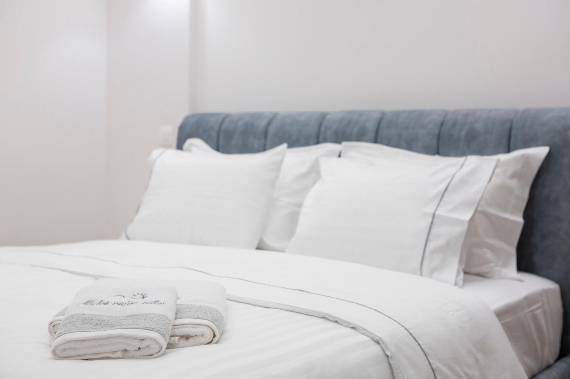 Mylos Ridge Villas - Perseus Áyios Nikítas Buitenkant foto