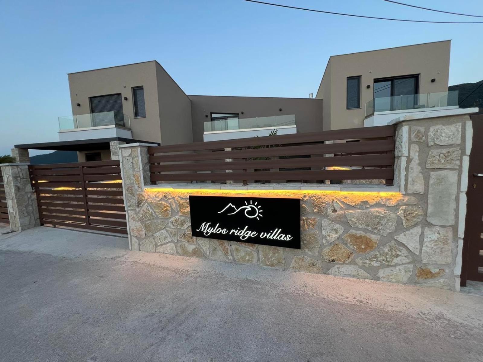 Mylos Ridge Villas - Perseus Áyios Nikítas Buitenkant foto
